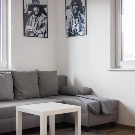 Arte Praga Koneser Apartment