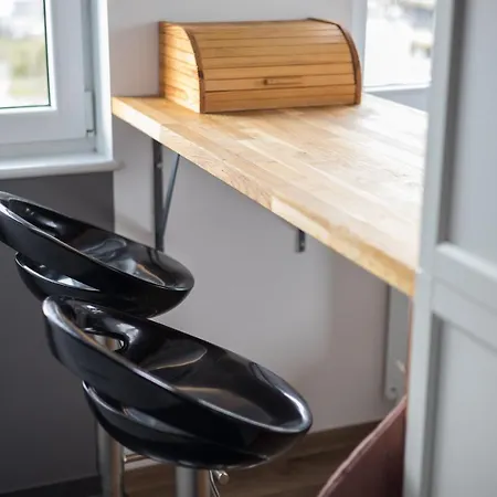 Arte Praga Koneser By Bookinghost * Warszawa