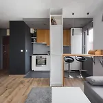 Apartamento Arte Praga Koneser By Bookinghost