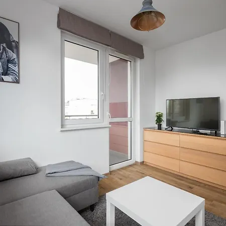 Arte Praga Koneser By Bookinghost